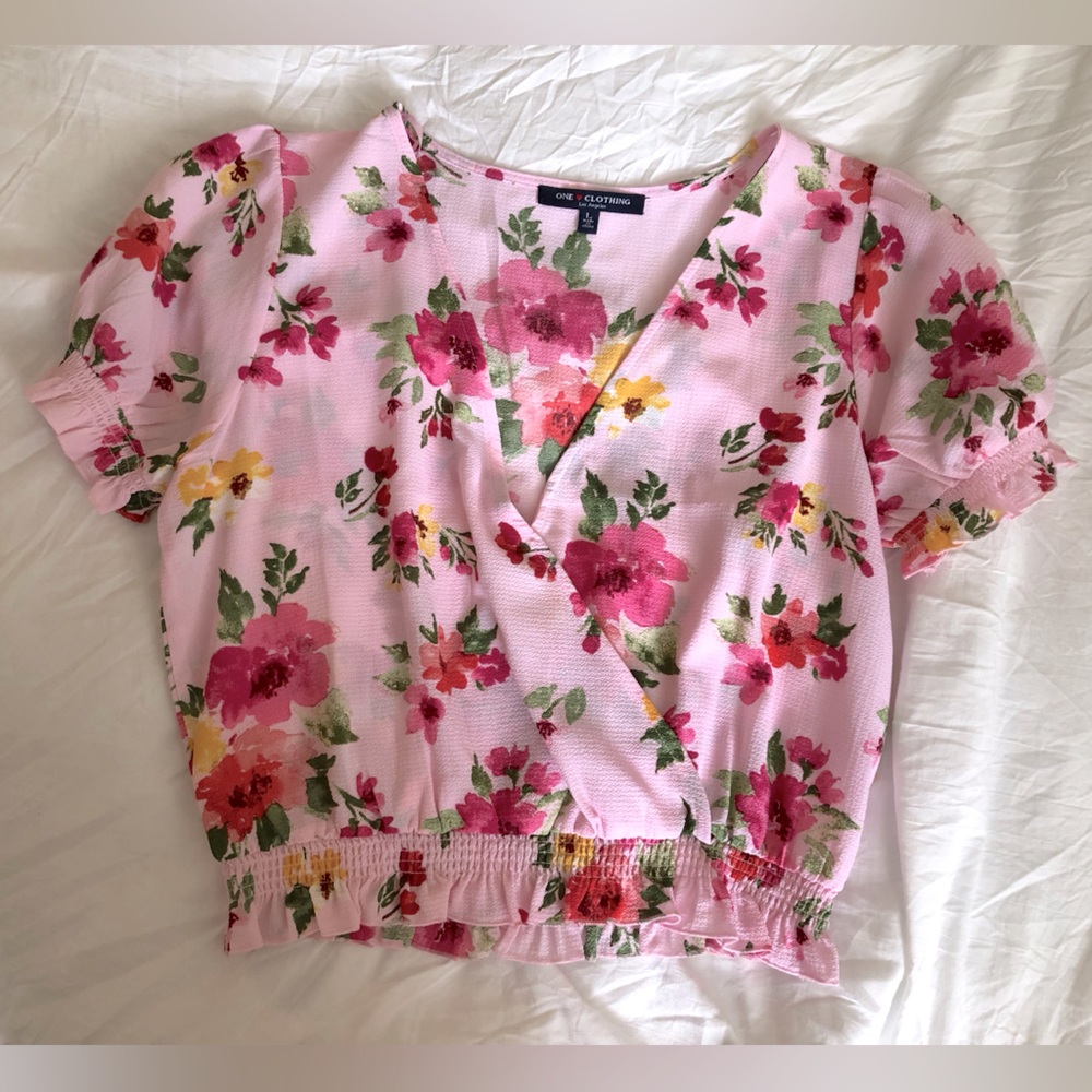 Women’s L Floral Cropped Wrap Top